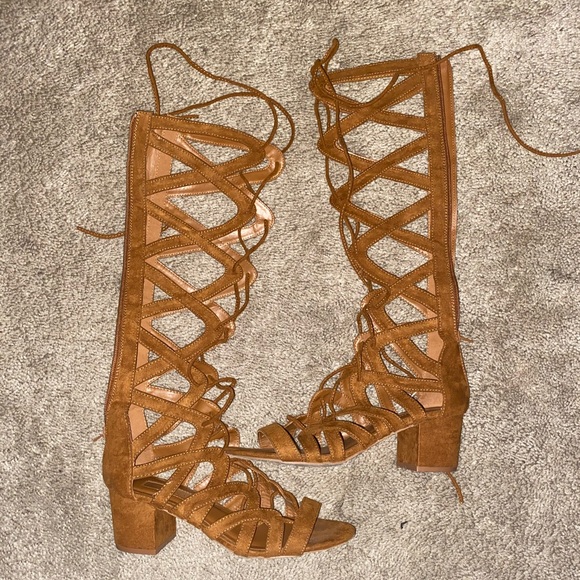 Women’s heels bundle - Picture 4 of 4